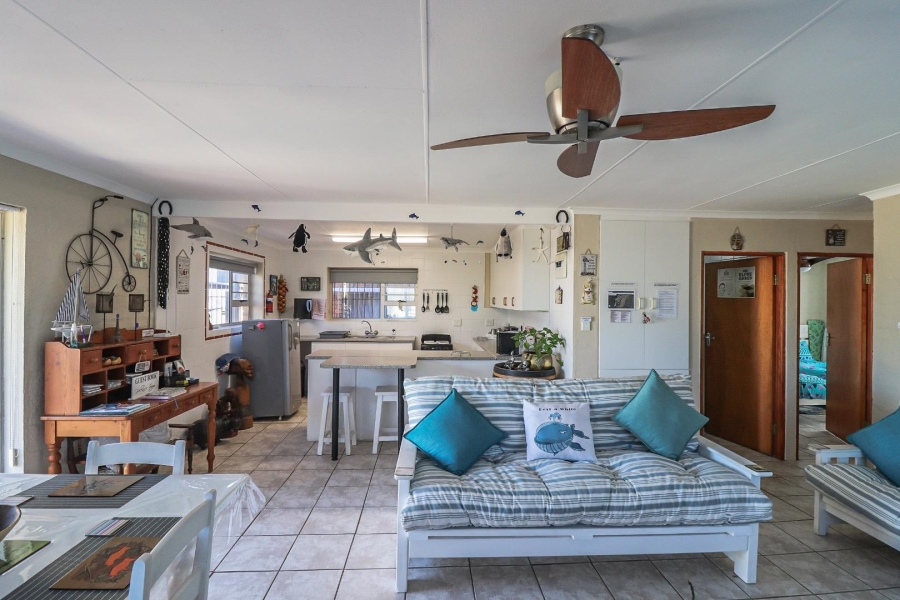 4 Bedroom Property for Sale in De Kelders Western Cape